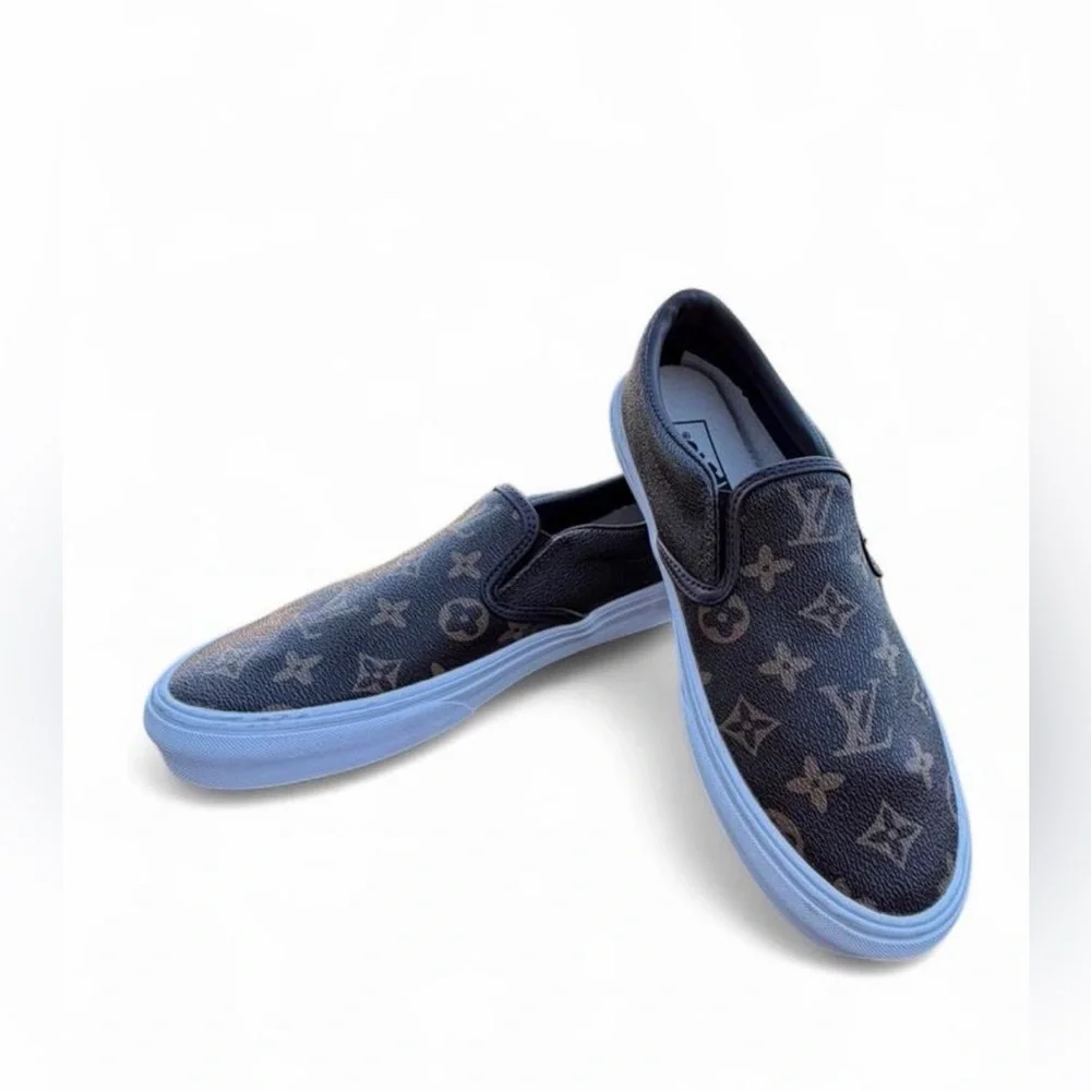 Vans Louis Vuitton Patterned Slip-On Sneakers Unisex Women size 7.5 & Men size 6 - Picture 4 of 7